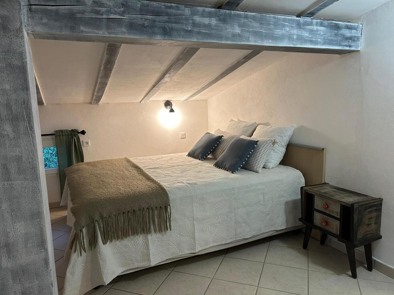 Residence Gabrielle Le Cannet Des Maures Kültér fotó
